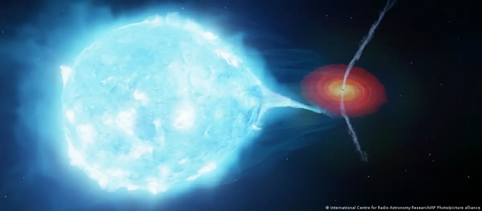 Agujero negro emite chorros con una potencia de 10.000 soles