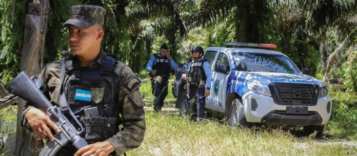 El portavoz del Ministerio Público, Yuri Mora, confirmó el levantamiento de 19 cuerpos en Trujillo.