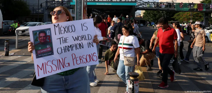 Activistas protestaron en Guadalajara contra las desapariciones forzadas también en vísperas del Mundial 2026.