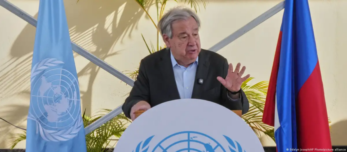 El jefe de la ONU, António Guterres, durante una rueda de prensa en Puerto Príncipe, Haití, el martes