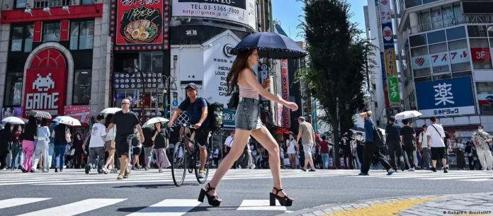 Una persona murió por el calor y otras cuatro estaban en condiciones críticas en la prefectura de Tokio, de 14 millones de habitantes. (Archivo)