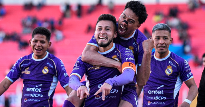 Real Potosí empata en los últimos minutos del clásico potosino. (Imagen: RRSS)