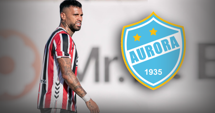 Julián Velázquez, oficializado en Aurora. (Imagen: RRSS/ Composición: En Conexión)