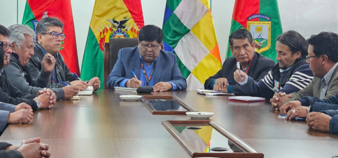 La Alcaldía de El Alto y los choferes instalan mesas de diálogo. (Imagen: En Conexión)