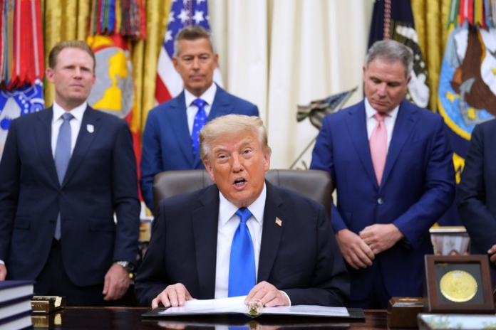 Donald Trump dijo que Venezuela aún no está lista para ir a eleccoines. Foto AP