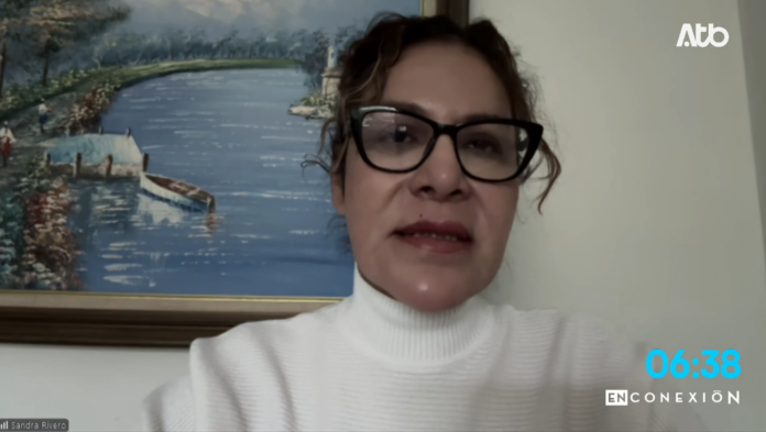Diputada Rivero durante la entrevista condedida a ATB En Conexión